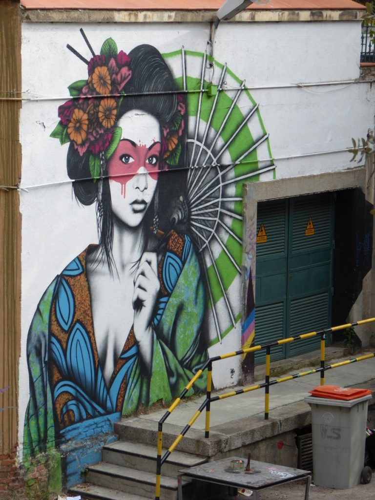 FINBARR DAC - La Tabacalera, Calle de Embajadores, 51 (cour intérieure)