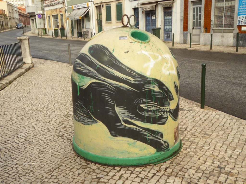 PANTONIO - Lisbonne - Rua do Telhal, torneja com a Rua de São José