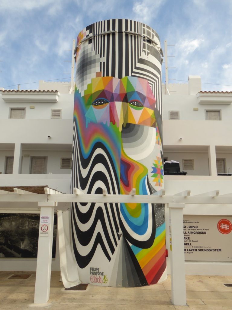 OKUDA + PANTONIO - Sant Jordi - Ibiza - Ctra de Platja d'en Bossa - Ushuaïa Ibiza Beach Hotel