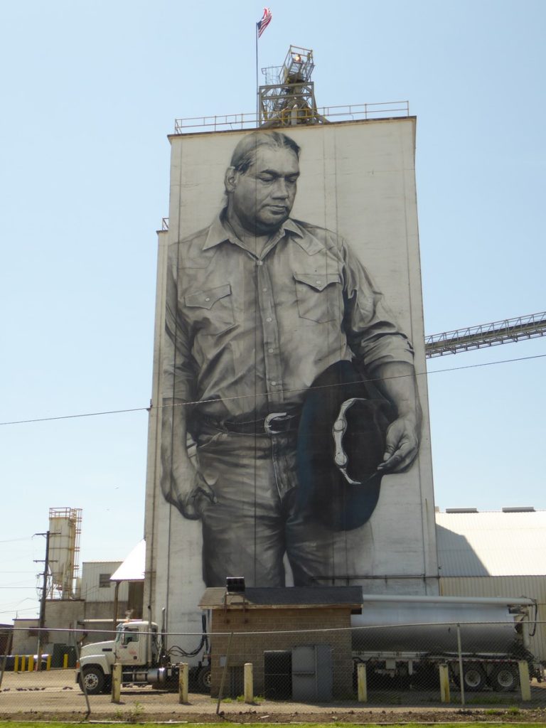 GUIDO VAN HELTEN - Fort Smith (AR) - Wheeler av & C st