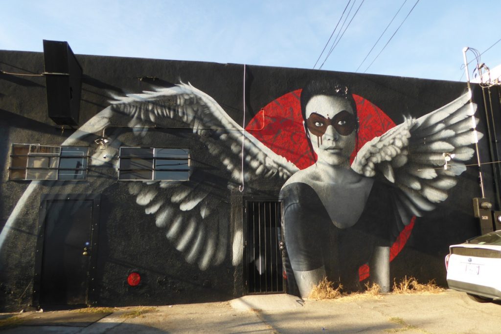 FINBARR DAC - Los Angeles - 5630 N Figueroa st (derrière ETA BAR)