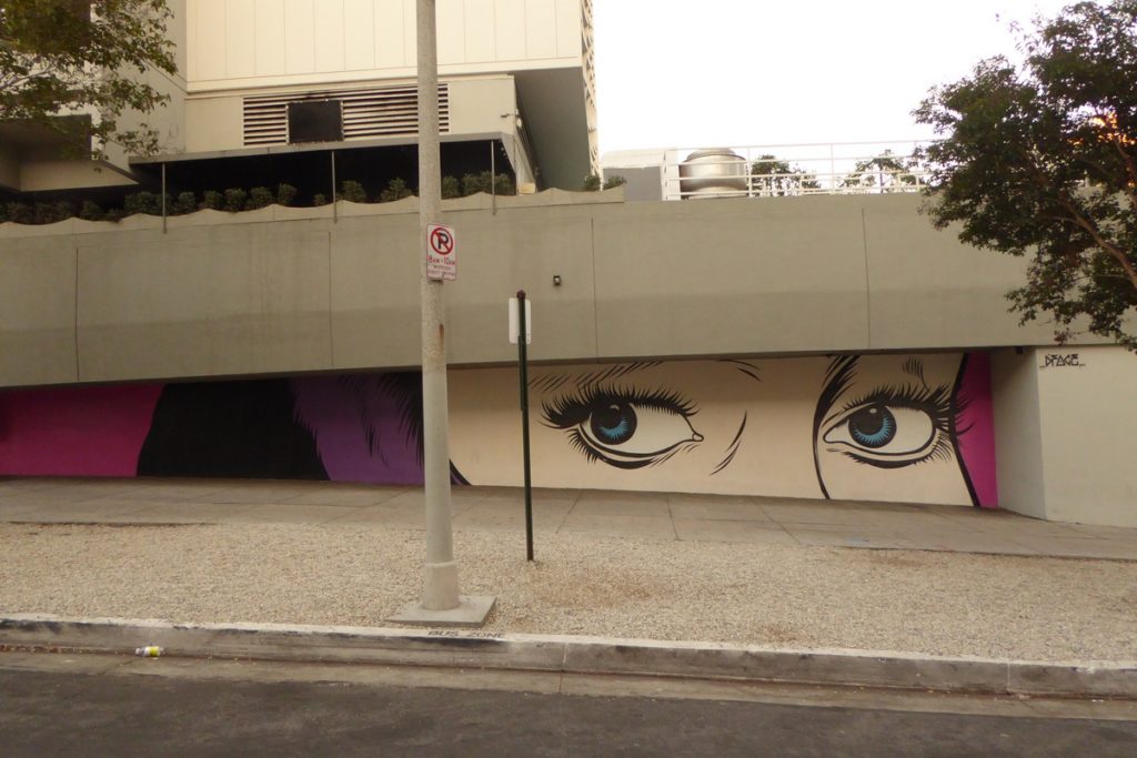 D*FACE - Los Angeles - S Ardmore Ave & Wilshire bld